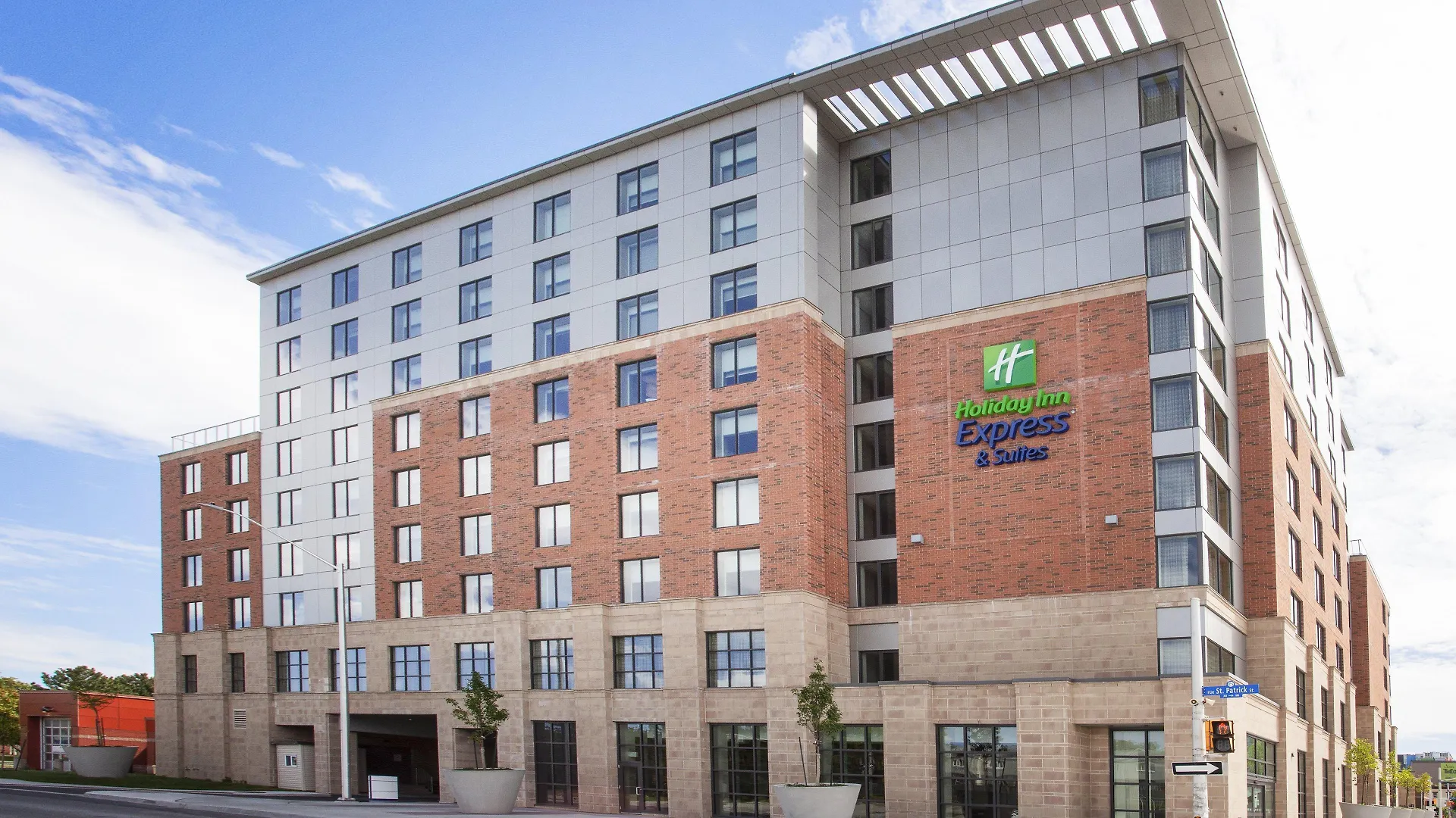 Holiday Inn Express & Suites Downtown Ottawa East By Ihg Hotel