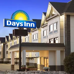 Days By Wyndham Northwest 3* YYC